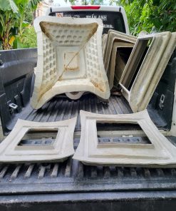 Khuôn cột đèn nhà thờ đình chùa