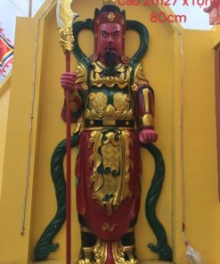 Hộ pháp xi măng với đường nét tinh xảo, tỷ lệ cân đối, phù hợp lắp đặt tại chùa, đền, miếu và các công trình tâm linh trên toàn quốc.