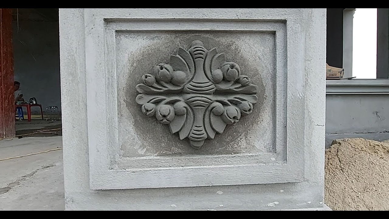 hoa chân cột xi măng