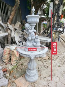 Đài phun nước thiên thần do Mỹ Thuật Tuấn Anh trực tiếp làm khuôn và sản xuất với hoa văn sắc nét, mang vẻ đẹp sang trọng và tinh tế.